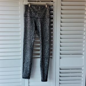 Lululemon leggins sz 6